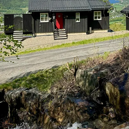 Hafjell In Out And Stunning Views 度假居 *